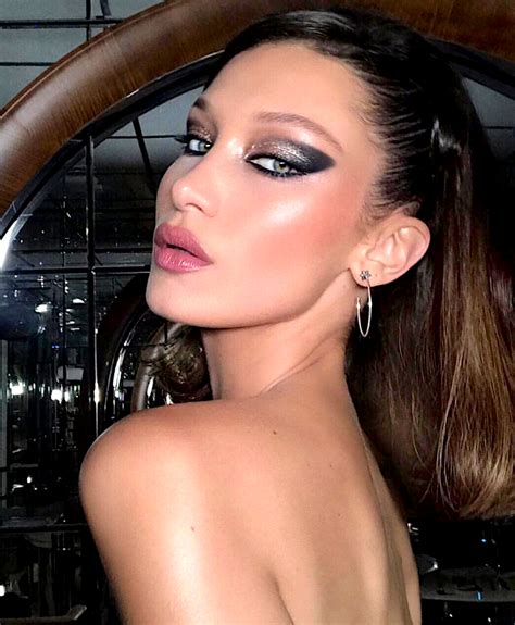 bella hadid siren makeup.